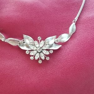 Vintage Krementz Leaf Necklace